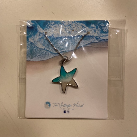 Necklace bundle - Picture 2 of 4